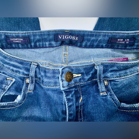 EUC VIGOSS Thompson Tomboy Classic Fit jeans - size 30/25. - Picture 7 of 7